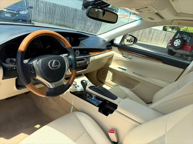 used 2014 Lexus ES 300h car, priced at $18,999