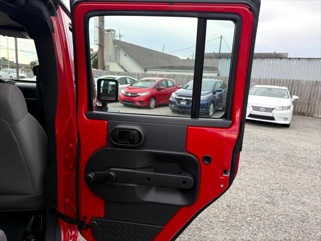 used 2009 Jeep Wrangler Unlimited car, priced at $11,999