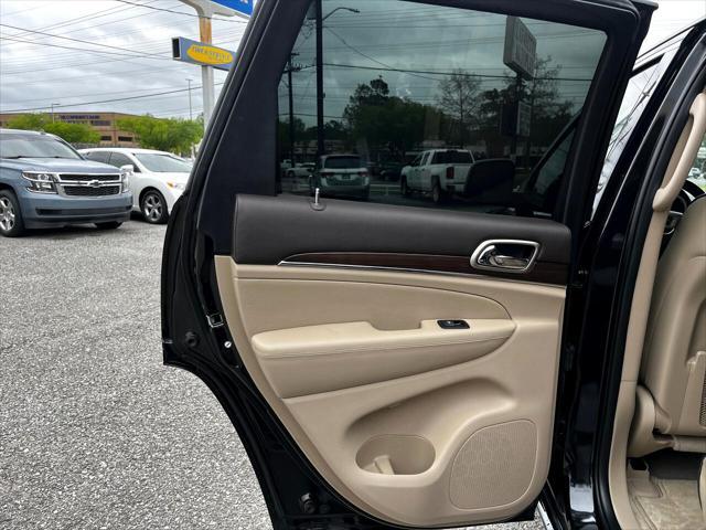 used 2016 Jeep Grand Cherokee car, priced at $19,999