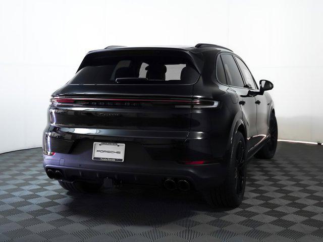 new 2025 Porsche Cayenne car, priced at $122,425