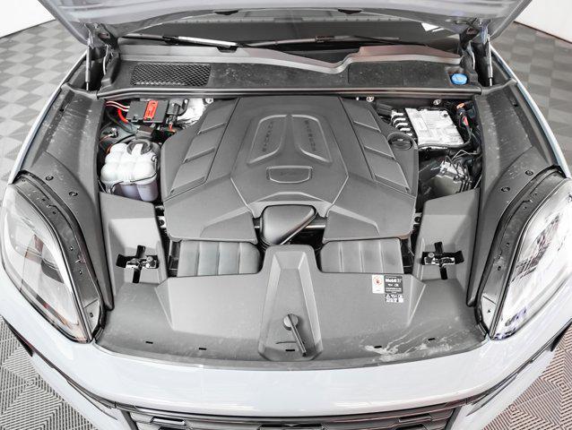 new 2025 Porsche Cayenne car, priced at $107,235