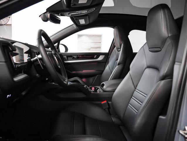new 2025 Porsche Cayenne car, priced at $107,235