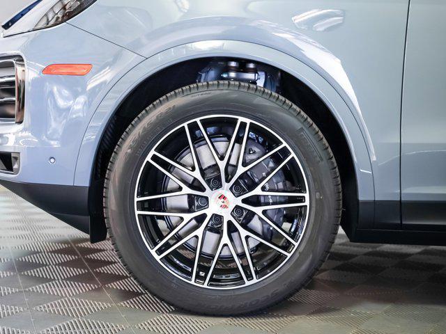 new 2025 Porsche Cayenne car, priced at $107,235