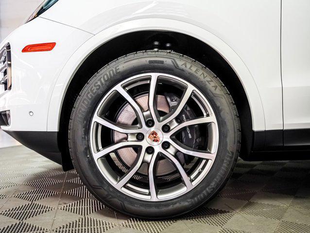 new 2026 Porsche Cayenne car, priced at $102,730