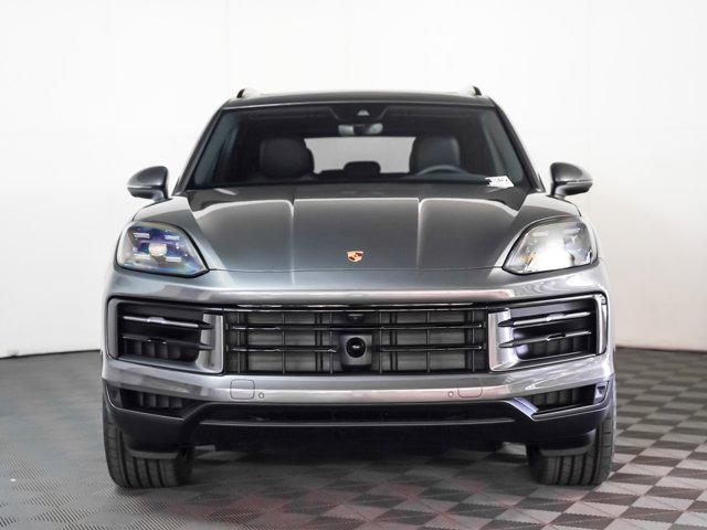 new 2025 Porsche Cayenne car, priced at $101,425