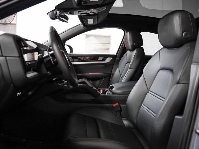new 2025 Porsche Cayenne car, priced at $107,915