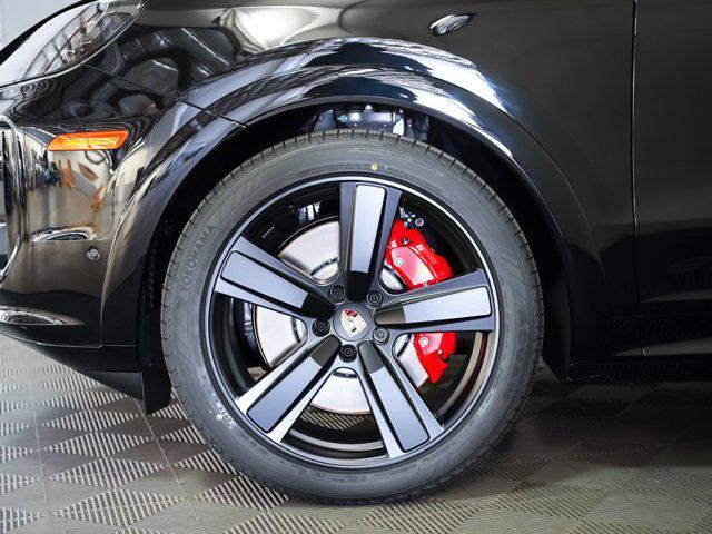 new 2025 Porsche Cayenne car, priced at $160,155