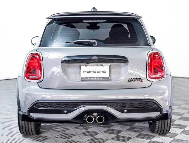 used 2022 MINI Hardtop car, priced at $21,888