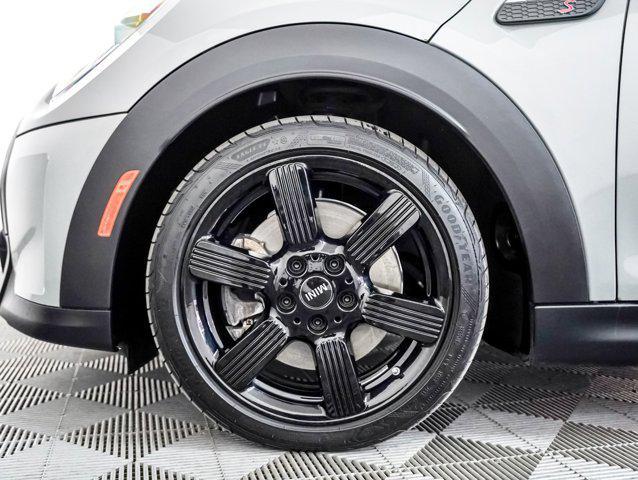 used 2022 MINI Hardtop car, priced at $21,888