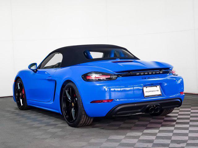 new 2025 Porsche 718 Boxster car, priced at $105,475