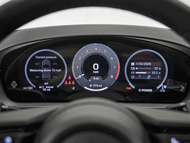 new 2025 Porsche Cayenne car, priced at $112,705