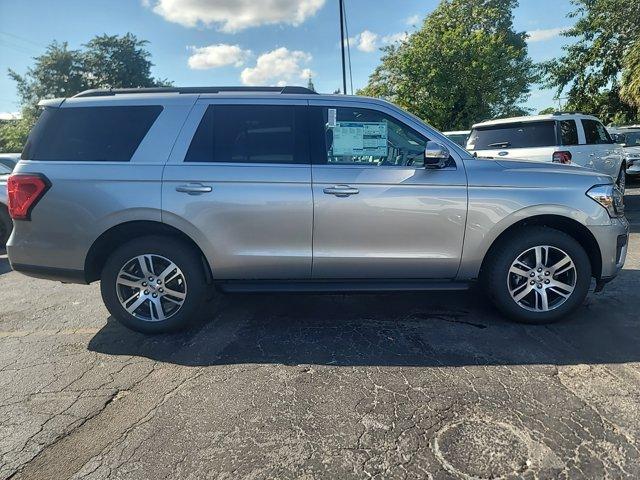 new 2024 Ford Expedition car, priced at $60,198