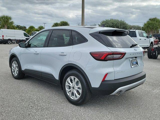 new 2025 Ford Escape car, priced at $30,325