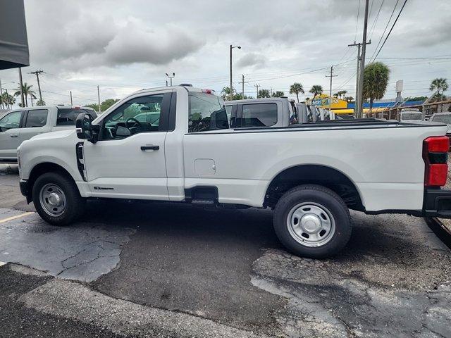 new 2024 Ford F-350 car, priced at $43,510