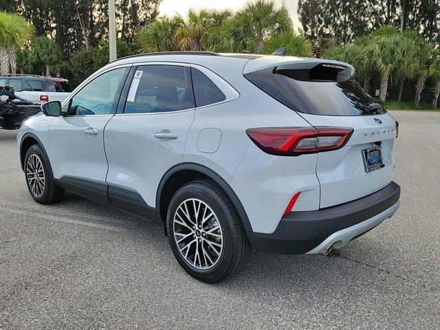 new 2025 Ford Escape car, priced at $40,923