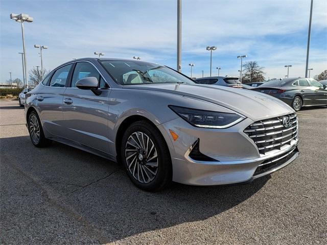 new 2023 Hyundai Sonata Hybrid car, priced at $33,570