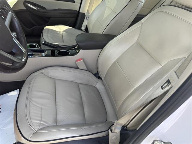 used 2015 Chevrolet Malibu car, priced at $11,895