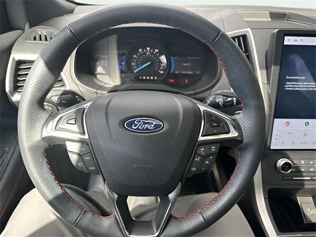 used 2024 Ford Edge car, priced at $32,115