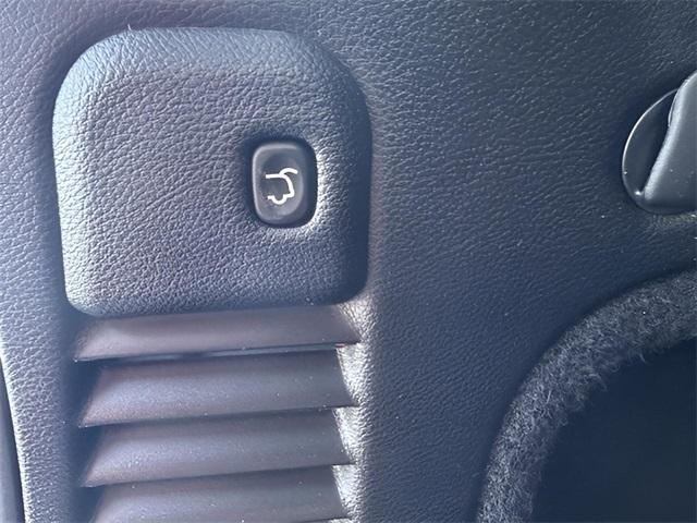 used 2020 Jeep Grand Cherokee car, priced at $29,530
