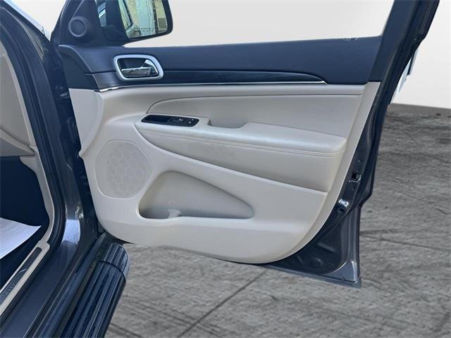 used 2020 Jeep Grand Cherokee car, priced at $20,483