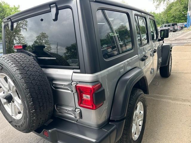 used 2018 Jeep Wrangler Unlimited car, priced at $23,995