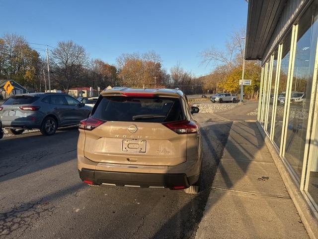 used 2024 Nissan Rogue car, priced at $28,995