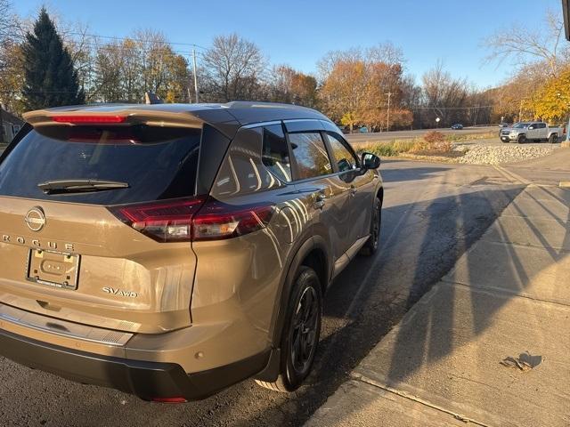 used 2024 Nissan Rogue car, priced at $28,995