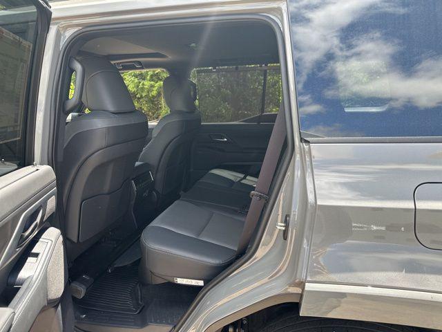 used 2024 Lexus GX 550 car, priced at $89,995
