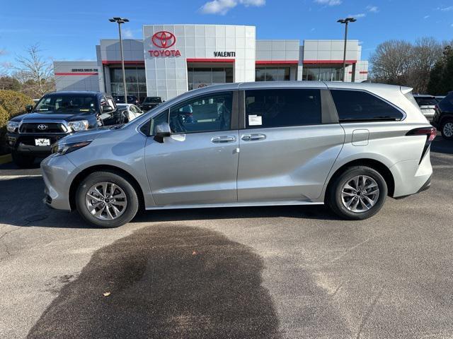 new 2025 Toyota Sienna car, priced at $40,895