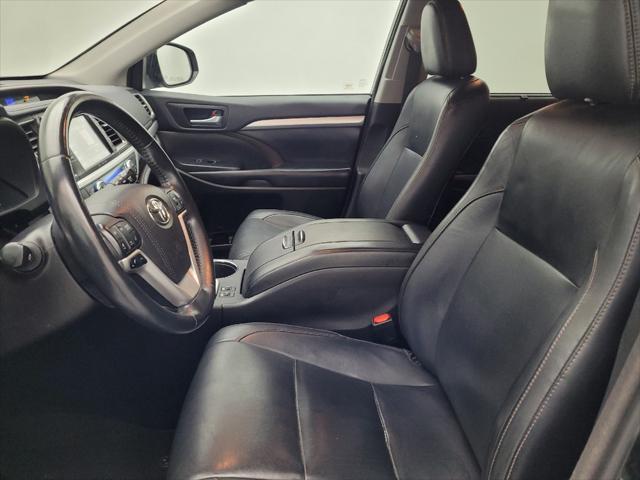 used 2018 Toyota Highlander car, priced at $25,295