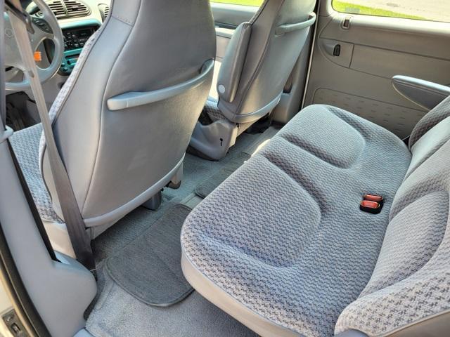 used 2000 Dodge Caravan car, priced at $6,800