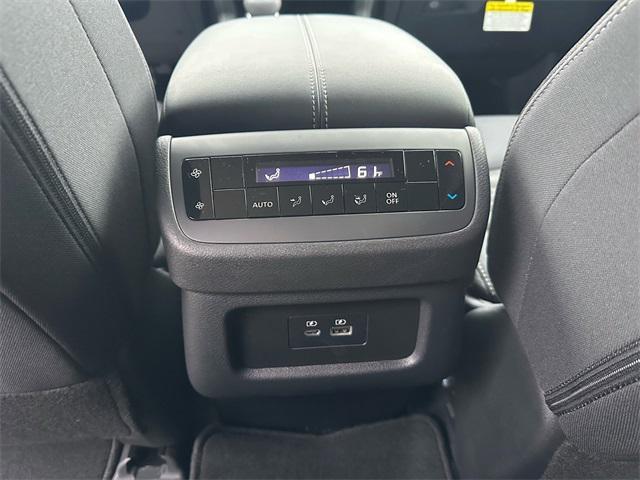 new 2025 Nissan Pathfinder car, priced at $39,057