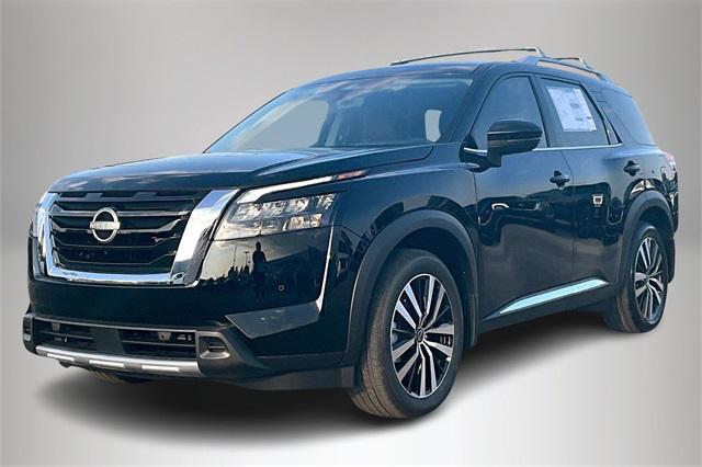 new 2025 Nissan Pathfinder car, priced at $44,021