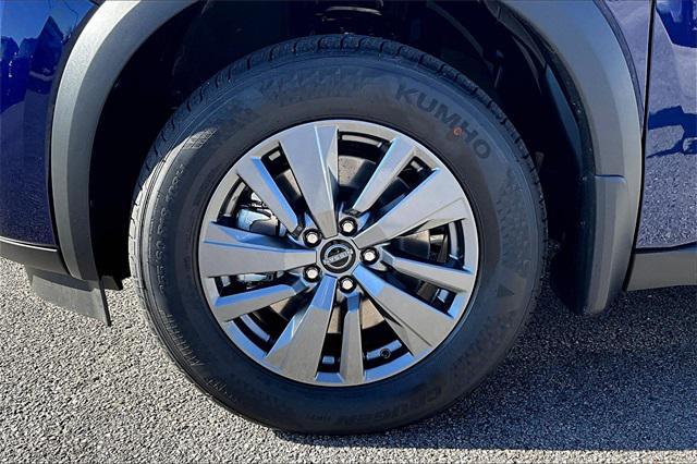 new 2025 Nissan Pathfinder car, priced at $38,890