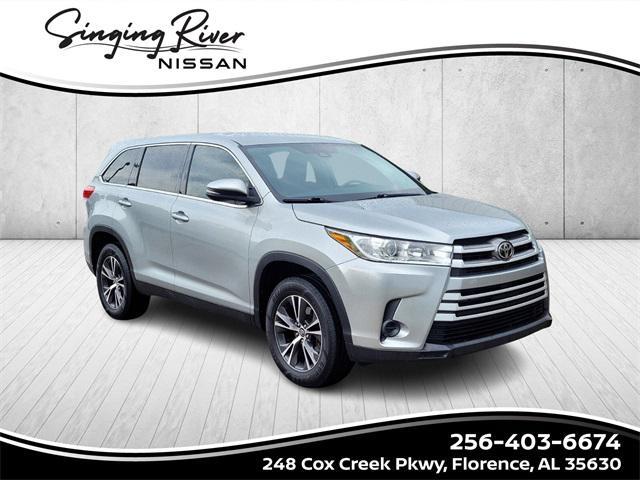 used 2019 Toyota Highlander car, priced at $20,728