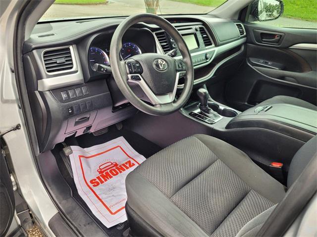 used 2019 Toyota Highlander car, priced at $20,728