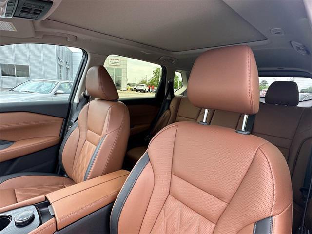 new 2025 Nissan Rogue car, priced at $43,795