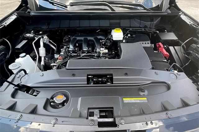 new 2025 Nissan Pathfinder car, priced at $37,027