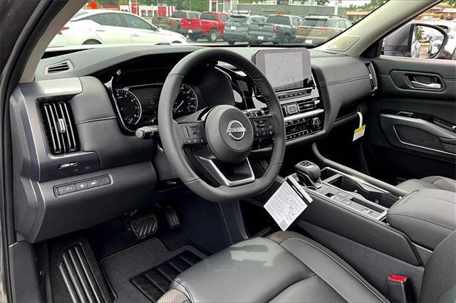 new 2025 Nissan Pathfinder car, priced at $39,931