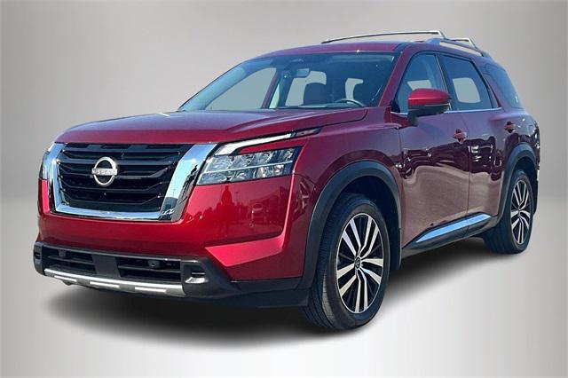 used 2024 Nissan Pathfinder car, priced at $40,473
