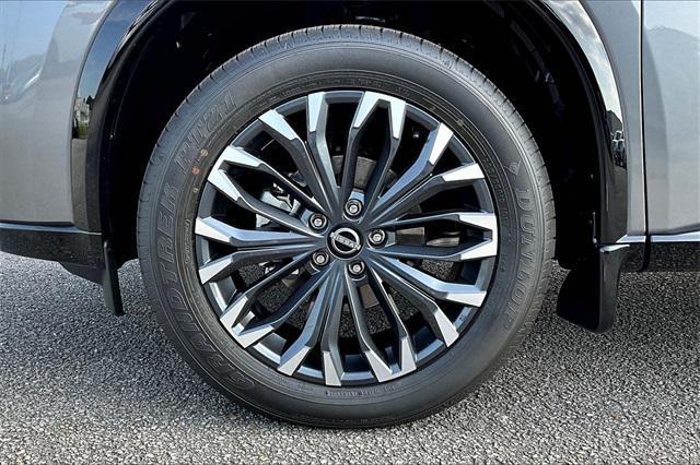 new 2025 Nissan Rogue car, priced at $39,984
