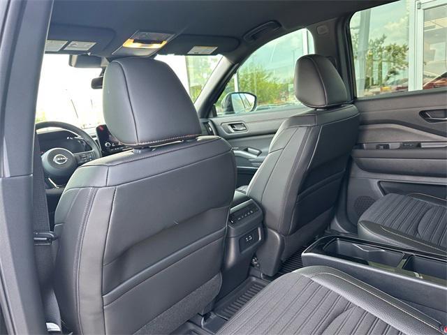 new 2025 Nissan Pathfinder car, priced at $46,505