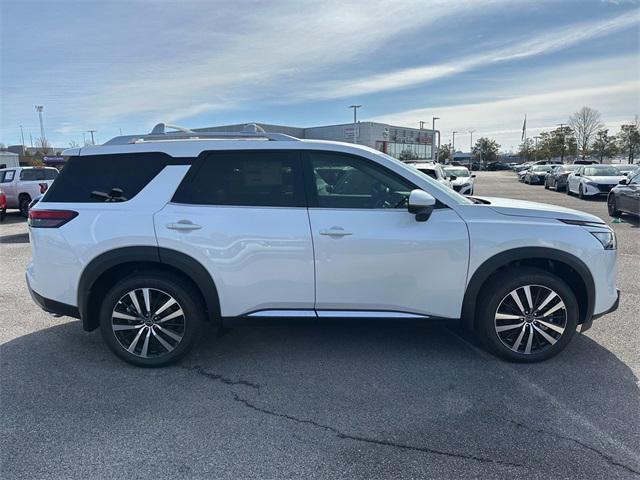 new 2025 Nissan Pathfinder car, priced at $48,143