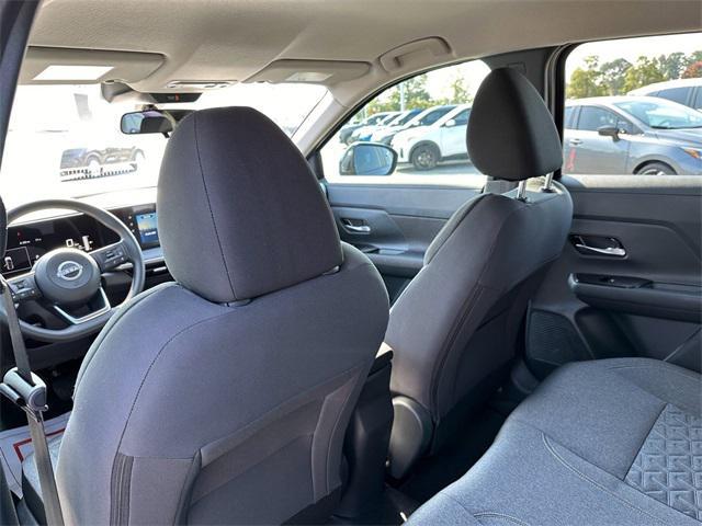 new 2025 Nissan Kicks car, priced at $24,617