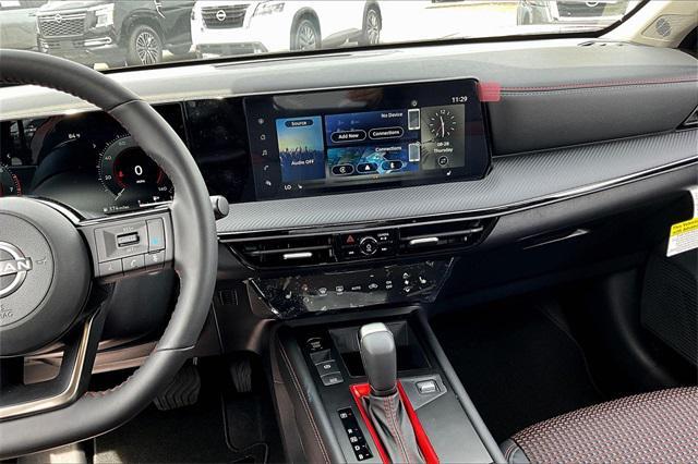 new 2025 Nissan Kicks car, priced at $31,290