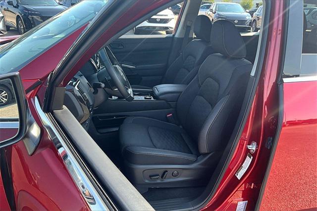 used 2024 Nissan Pathfinder car, priced at $34,167