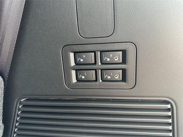 new 2025 Nissan Armada car, priced at $78,570