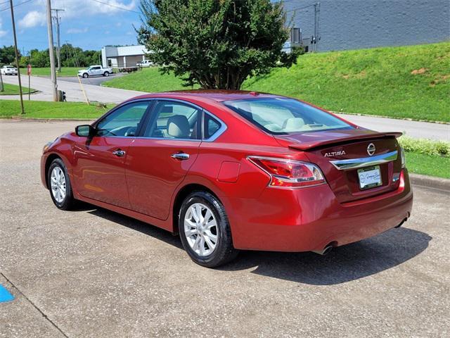 used 2014 Nissan Altima car, priced at $12,300