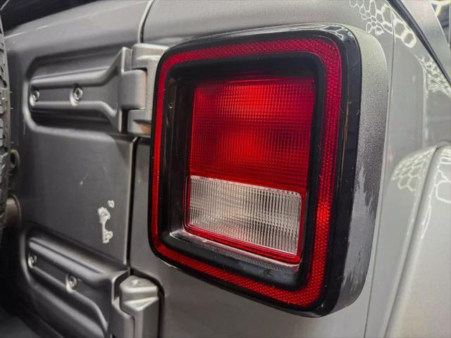 used 2018 Jeep Wrangler Unlimited car, priced at $21,995
