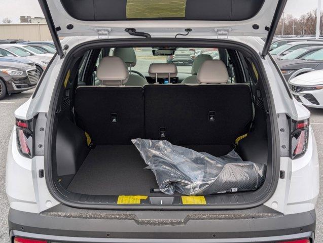 new 2025 Hyundai TUCSON Hybrid car, priced at $43,470